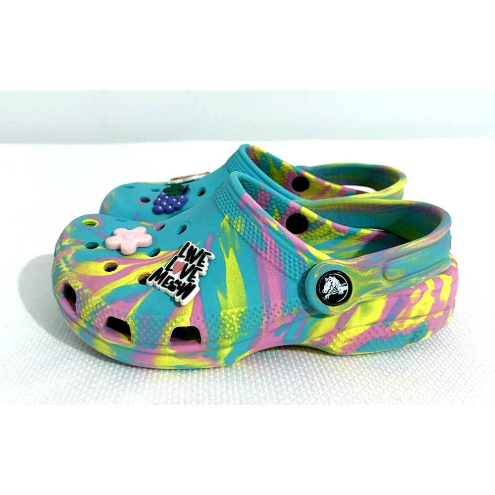 Crocs Classic Marbled Tie Dye Girls J1 Digital Aqua Multi Breathable Lightweight - Picture 6 of 9